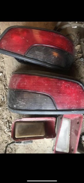 Peugeot 306 2.0 Xsi lámpák eladó.