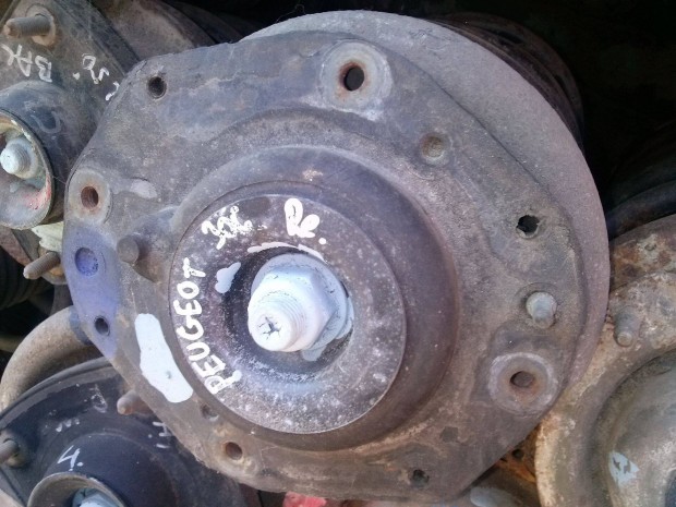 Peugeot 306 Lengscsillapit