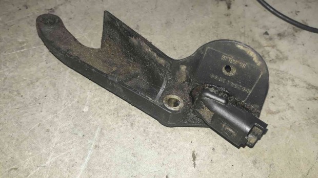 Peugeot 306 Vez�rm�tengely Jelad�