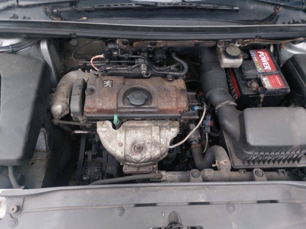 Peugeot 307 1.4 KFW komplett motor