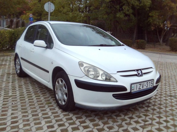 Peugeot 307 1.4 Profil Jó motorral.vonóhoroggal