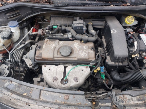Peugeot 307 1.4 komplett motor KFV