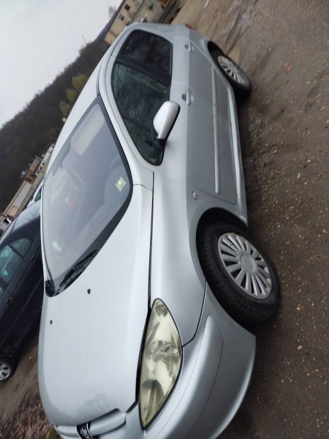 Peugeot 307 2.0 hdi minden alkatrsze 