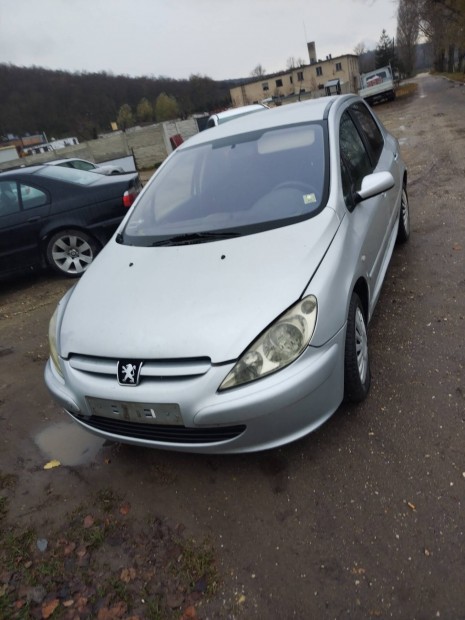 Peugeot 307 2.0 hdi minden alkatrsze 