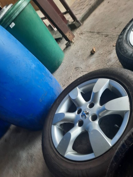 Peugeot 307 Alufelni nyári gumikkal