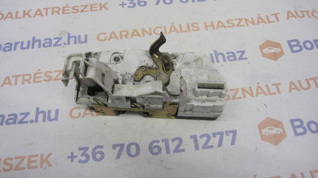 Peugeot 307 Eladó gyári, bontott jobb első ajtózár -