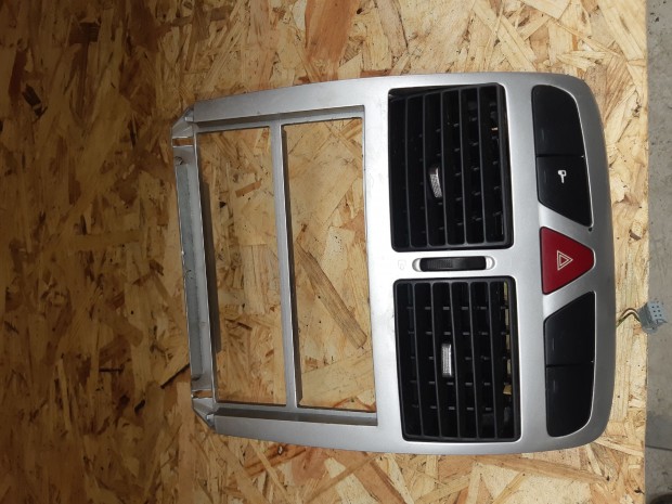 Peugeot 307 Középkonzol Keret + Középső Szellőző