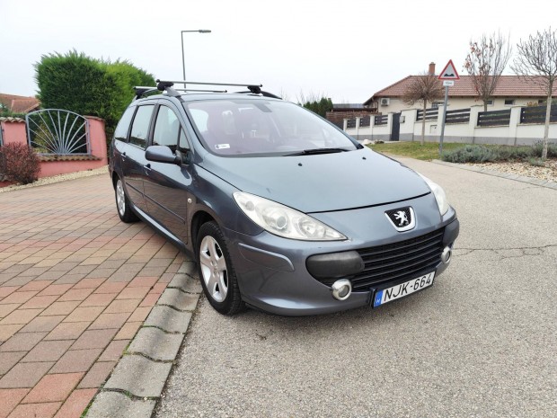 Peugeot 307 SW 1.6 HDi Symbole Kevs fogyaszts...