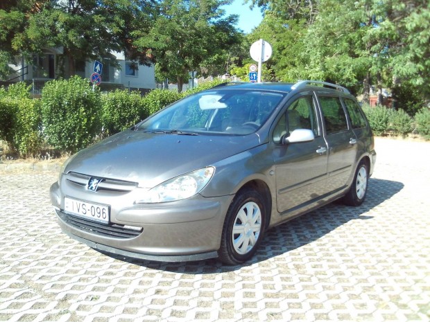 Peugeot 307 SW 1.6 Premium 7személyes