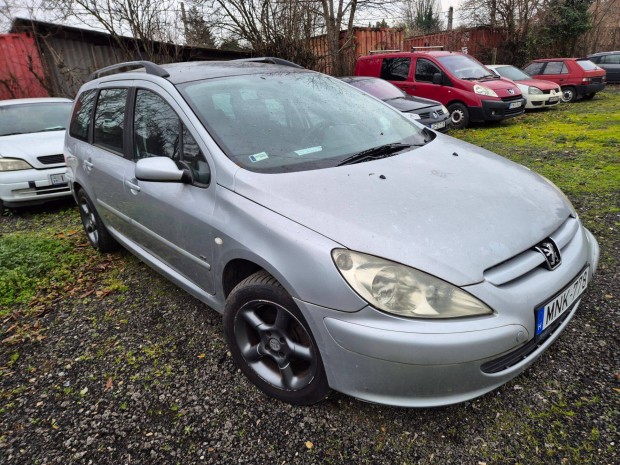 Peugeot 307 SW 2.0 HDi Premium 7f�s .kl�m�s