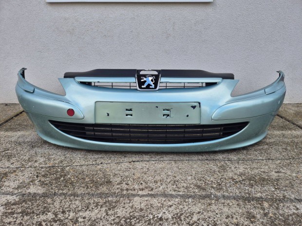 Peugeot 307 első lökháritó (lámpa mosós)