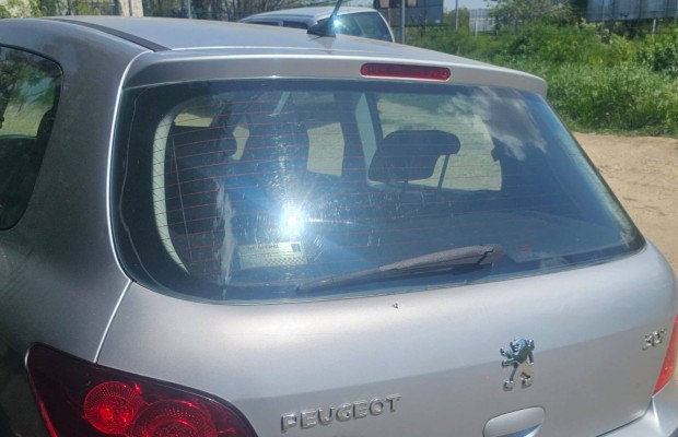 Peugeot 307 hátsó szélvédő 15000