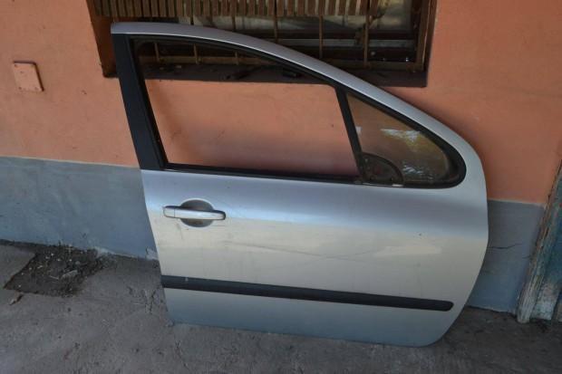 Peugeot 307 jobb első ajtó! Színkód: Ezrc