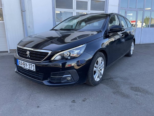 Peugeot 308 1.6 Blue HDi. folyamatosan szervize...