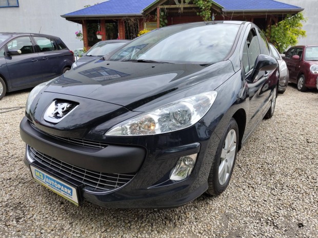Peugeot 308 1.6 HDi Premium 153.469- Km Bemutat...