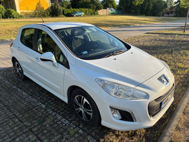 Peugeot 308 1.6 e-HDi Active