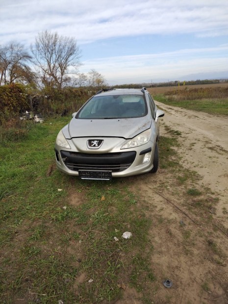 Peugeot 308 1.6 hdi minden alkatrsze 