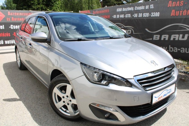 Peugeot 308 SW 1.2 Puretech Allure /Panoráma/Ül...