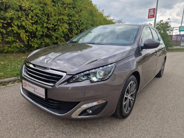 Peugeot 308 SW 1.6 Bluehdi Style Fullled Navi Ű...
