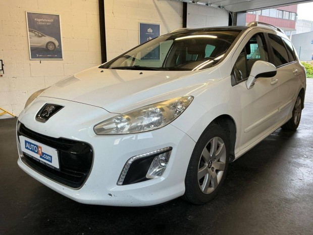 Peugeot 308 SW 1.6 HDi Active+ (7 személyes ) 3...