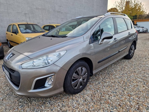 Peugeot 308 SW 1.6 HDi Premium Panorma vegtet...