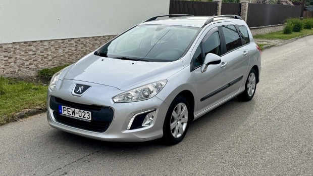 Peugeot 308 SW 1.6 e-HDi Active+ Navigáció
