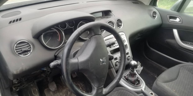 Peugeot 308 SW ajtó, csomagtér ajtó jó állapotban minden oldalra