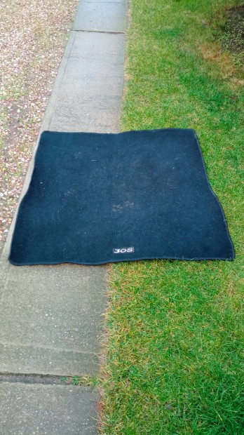 Peugeot 308 csomagt�r sz�nyeg