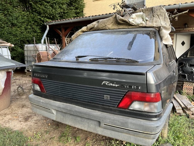 Peugeot 309 csomagtr ajt