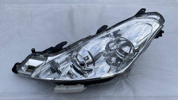 Peugeot 4007 bal első xenon fényszóró
