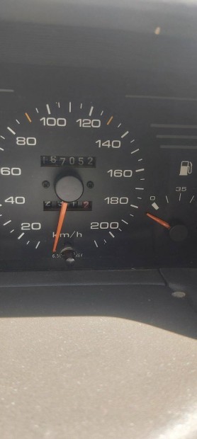 Peugeot 405 elad