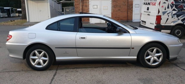 Peugeot 406 Coupe maradkok