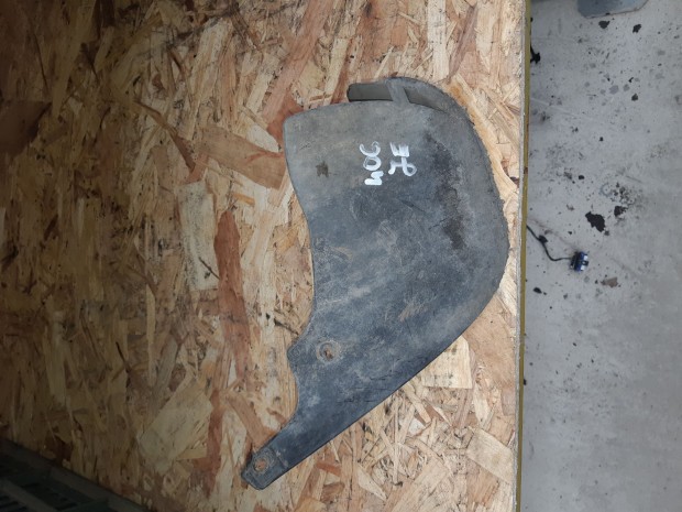 Peugeot 406 Jobb Els� S�rv�d� Oldaltart�