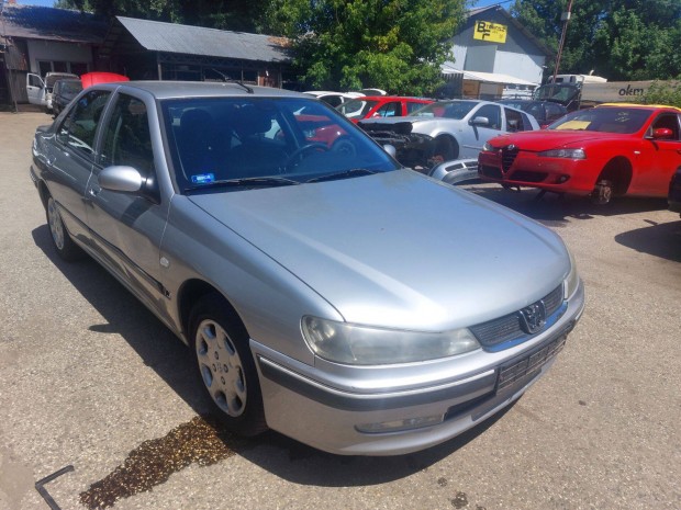 Peugeot 406 karosszria elemei szrke