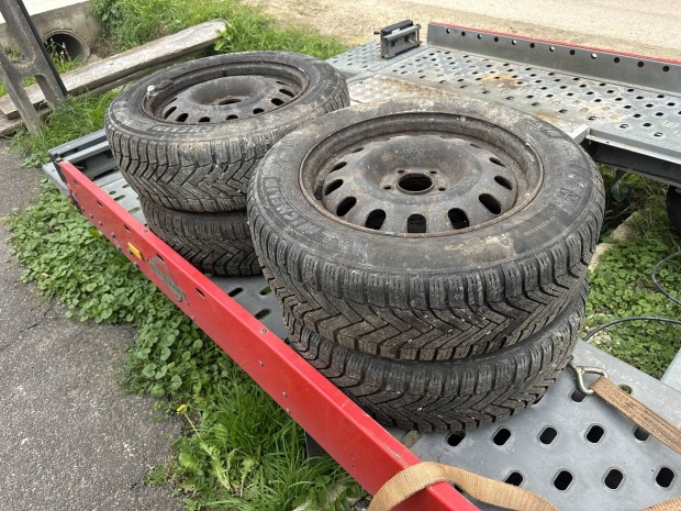 Peugeot 407 16 colos 5x108 e45 tli lemezfelni garnitra elad .