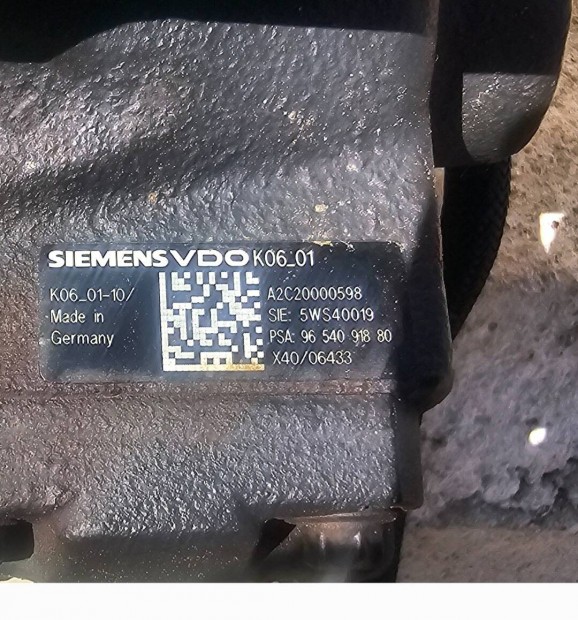 Peugeot 407 2.0 hdi nagynyomású szivattyú 15000