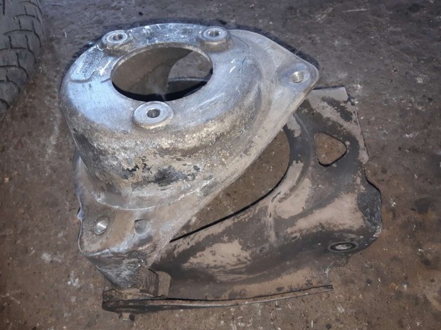 Peugeot 407 Bal Els� Leng�kar