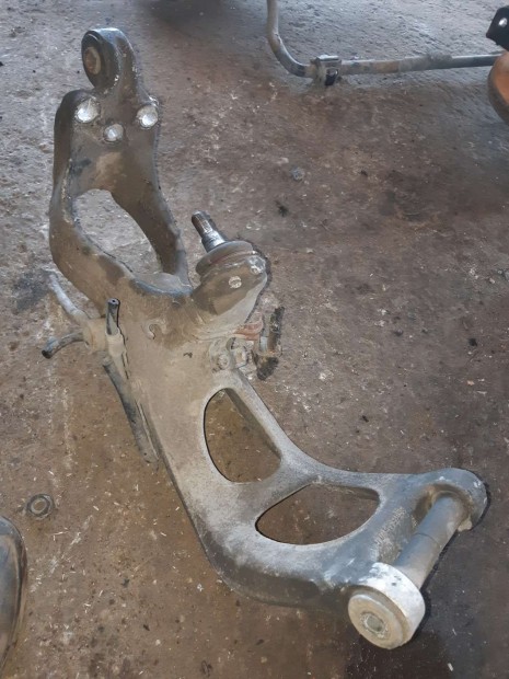 Peugeot 407 Bal Els� Leng�kar