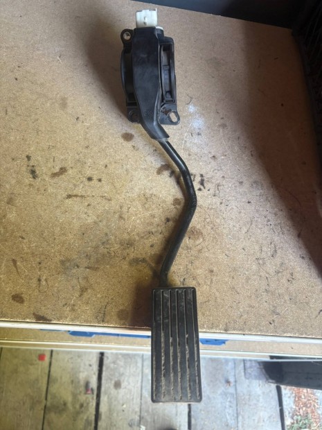 Peugeot 407 gázpedal