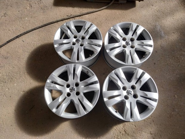 Peugeot 4x108 17 alufelni tpms 17" felni