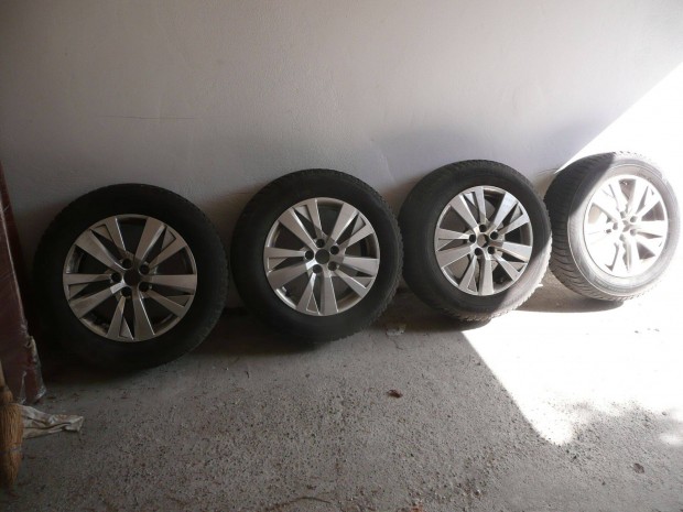 Peugeot 5008 17"Alu kerk Bridgestone Blizzak Lm 001 215/65R17"Tli