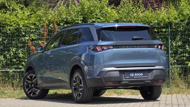 Peugeot 5008 1.2 Hybrid Allure e-DCT6 (7 személ...