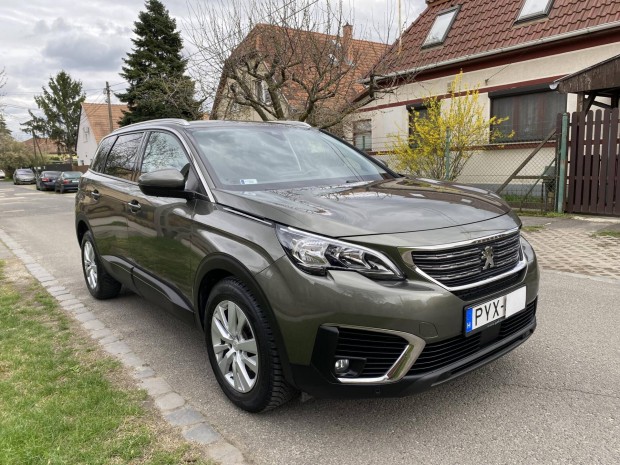 Peugeot 5008 1.2 Puretech Allure S&S (7 szemly...