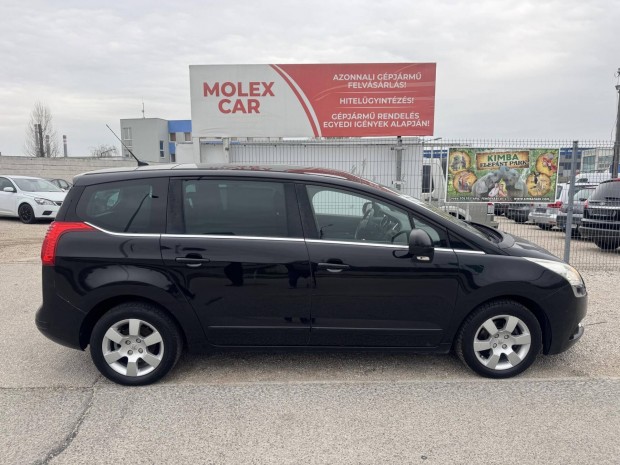 Peugeot 5008 1.6 HDi Active Friss Vizsga. Kitűn...