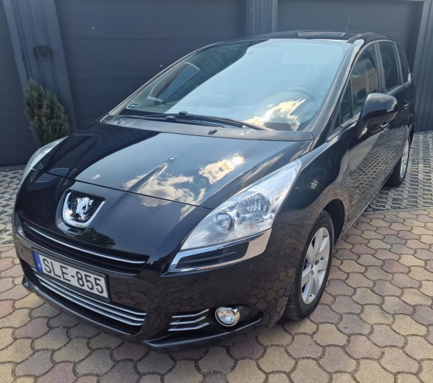 Peugeot 5008 1.6 HDi Active (7 személyes ) Szép...