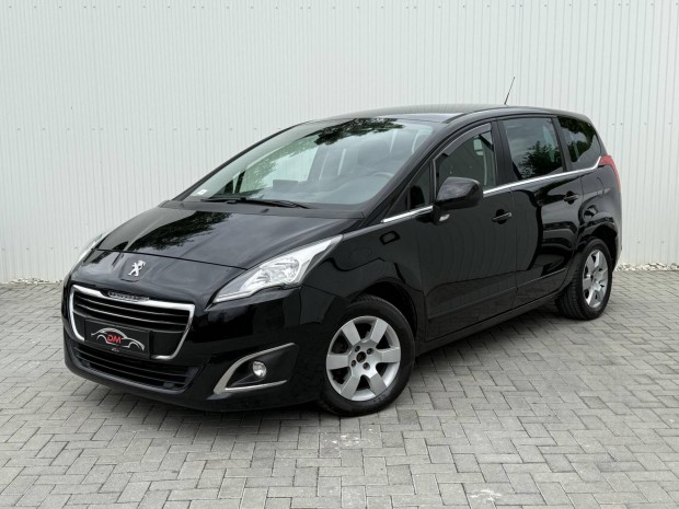 Peugeot 5008 1.6 HDi Allure Navi.PDC.LED.Digitk...