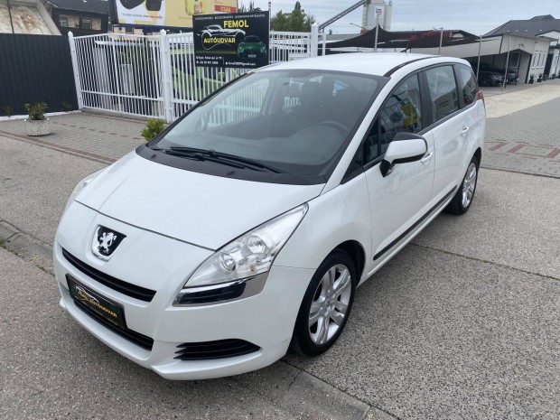 Peugeot 5008 1.6 HDi Confort Megkímélt! Vezetet...