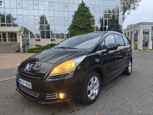 Peugeot 5008 1.6 HDi Premium (Automata) Gyri f...