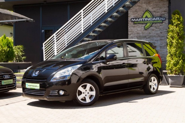 Peugeot 5008 1.6 Thp Allure Black Metallic 7 sz...