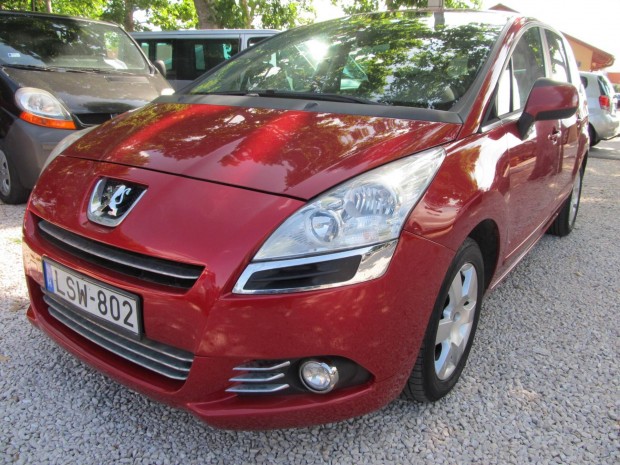 Peugeot 5008 1.6 VTi Premium Magyarországi 1 tu...
